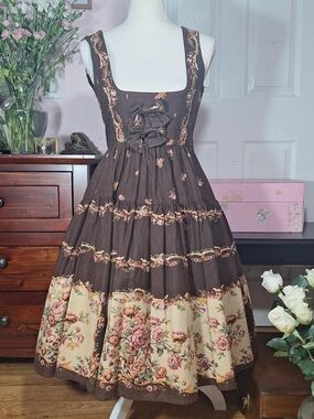 Innocent World Brown Floral Border JSK | Classic Lolita